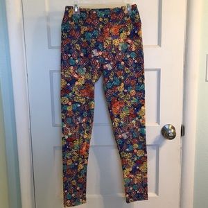 Paisley print LuLaRoe leggings, one size